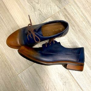 Naot Kedma lace-up shoes